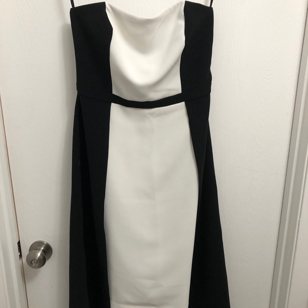 White House Black Market Strapless Dress